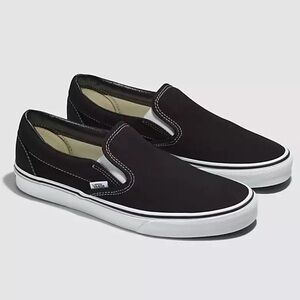 Vans Classic Slip-On Shoes in Black